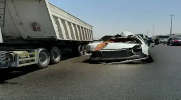 وفاة 7 وإصابة 9 في حادث تصادم.. وشرطة دبي تحذر من خطورة الوقوف وسط الطريق
